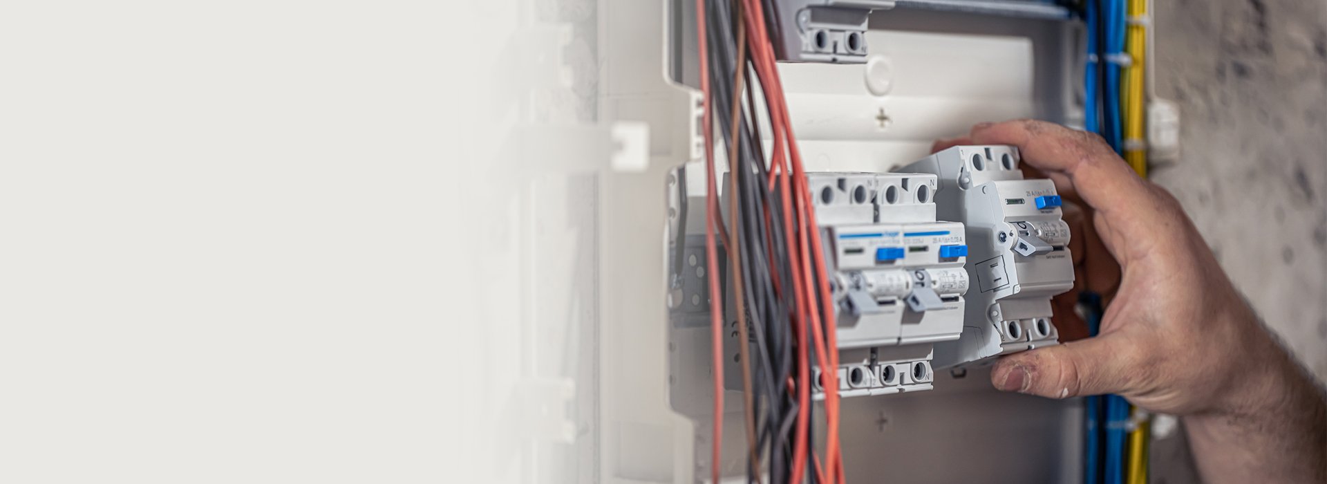 Küçükçekmece Tevfikbey elektrikçi Nevra Elektrik